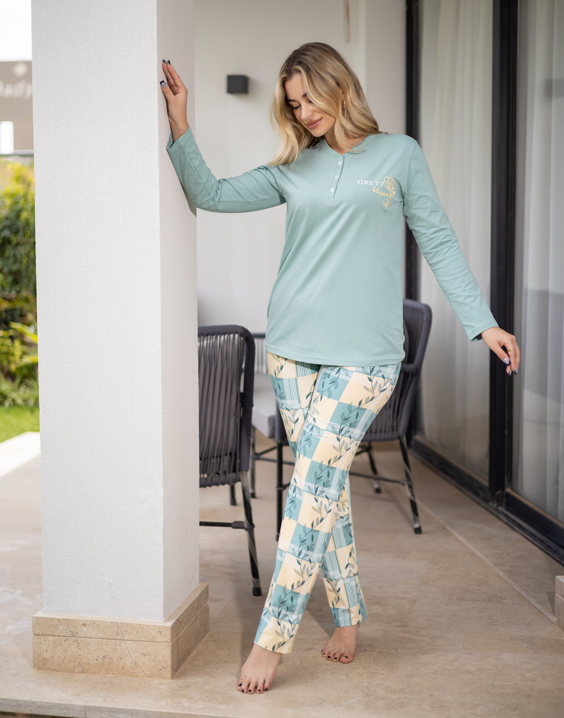 Sameera® Embroidered Sleeve Pajama Set — Back View | Code 5152 | Plus Size Pajama Set Egypt