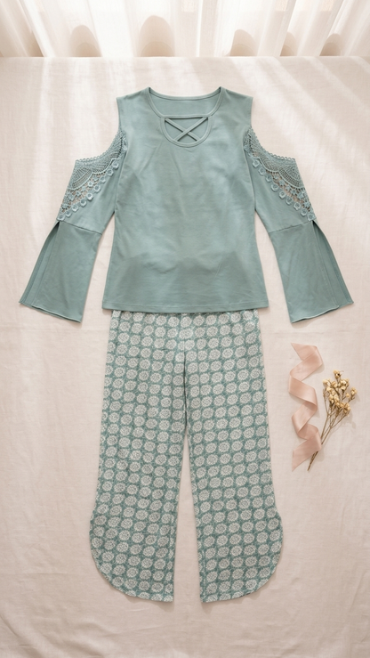 Sameera® Lace Pajama Set — Side View | Code 5145 | Plus Size Pajama Set Egypt